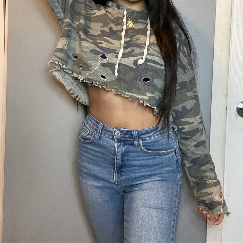 Camouflage Ripped Crop Top